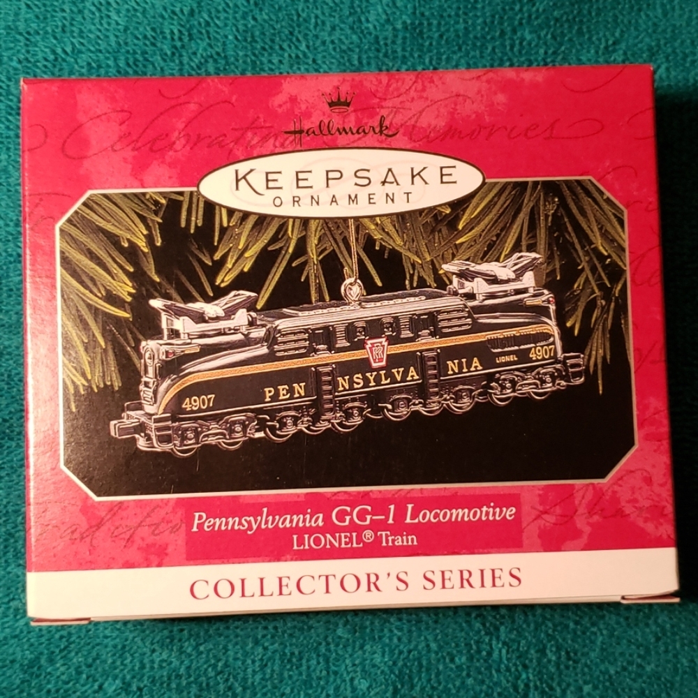 Hallmark Ornament Pennsylvania GG-1 Locomotive